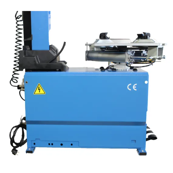 GM - U221C m/ HA10 hjelpearm